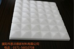 飛機上用什么降噪？