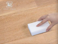 木地板縫隙太臟怎么處理？使用納米海綿一擦即凈